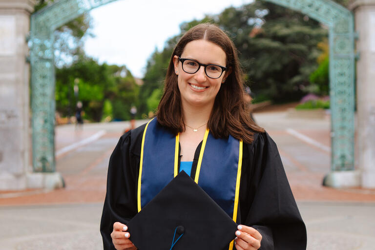 Headshot of Emma Traynor